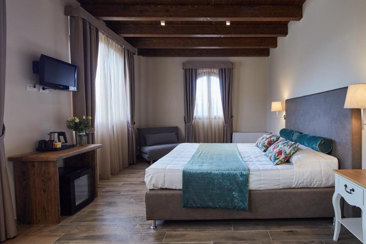 Il Castelluccio Country Resort Restaurant & Spa Barberino di Mugello Bagian luar foto