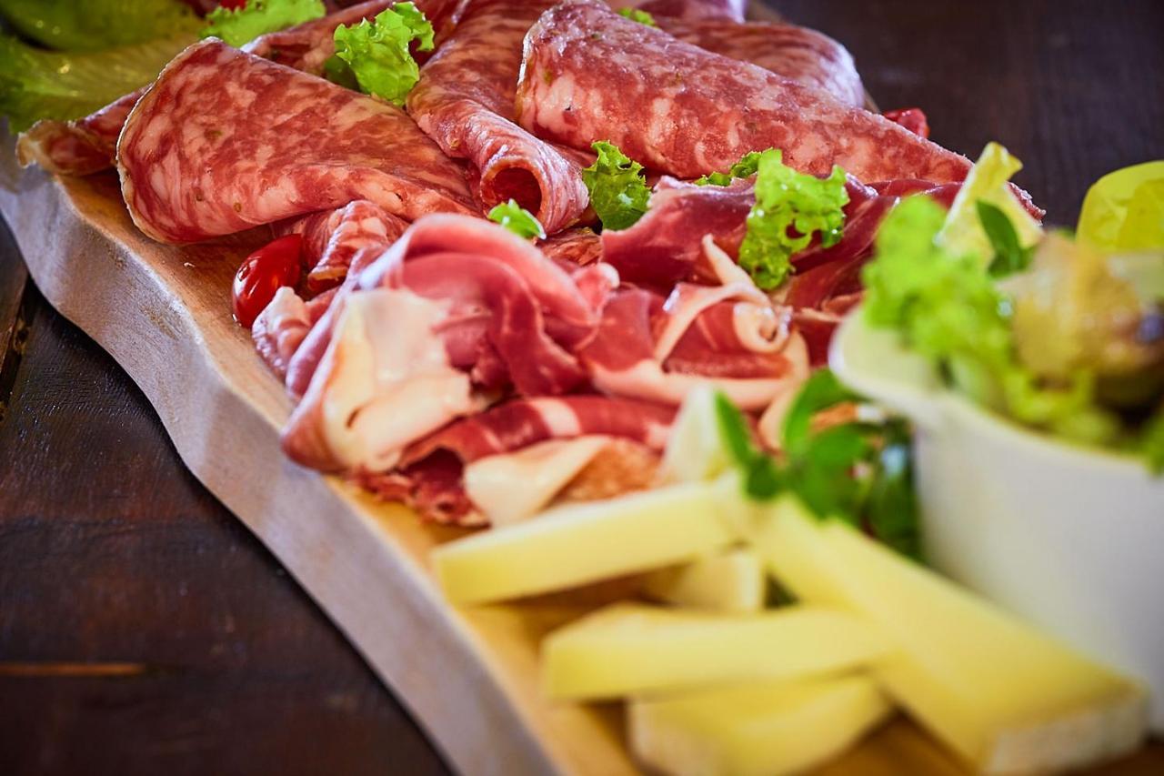 Il Castelluccio Country Resort Restaurant & Spa Barberino di Mugello Bagian luar foto
